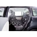 Coprisedile auto cane Trixie nero beige sui sedili posteriori con fantasia zampette