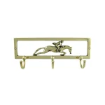 Arredamento in ottone per scuderia